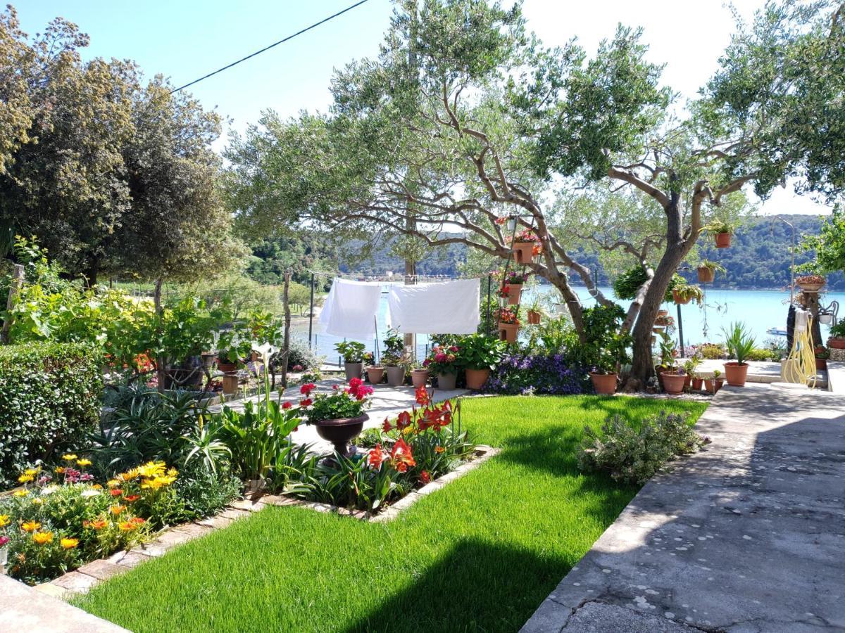 Apartmani I Sobe Jusic Rab Town Exterior photo